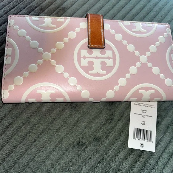 Tory Burch Embossed Contrast Signature Logo Pink and Cream Wallet - Picture 3 of 7